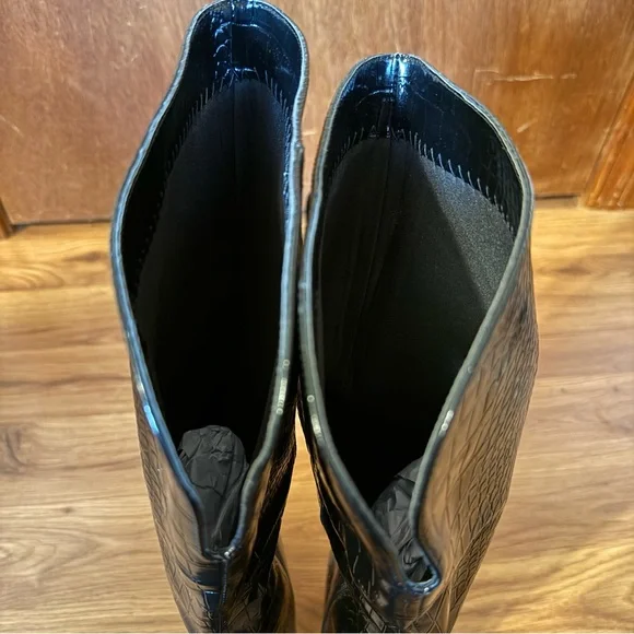 NIB Pauvaody Black Snakeskin Faux Leather Knee High Tall Pointed Heel Boots 7 - Picture 12 of 16